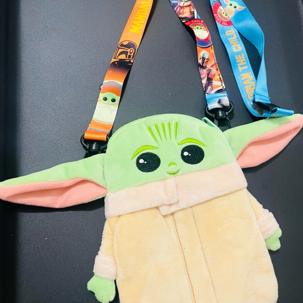 Baby Yoda bag.